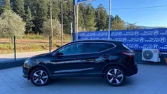 Preto Usado 2015 Nissan Qashqai N-Connecta SUV | € 14.900 (Preço justo)