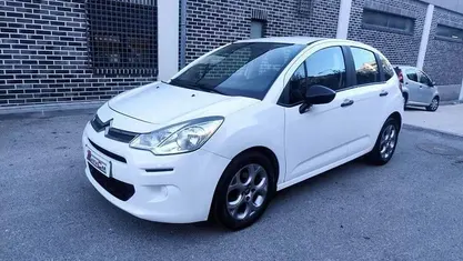 Usado Citroën C3 Seduction 70 HP (51 kW) 2013 Branco