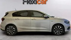 Cinza Usado 2020 Fiat Tipo Lounge Sedan | € 10.890 (Preço justo)