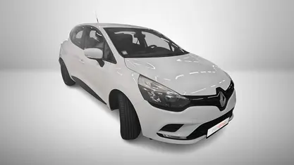 Usado 2017 Renault Clio IV Zen | € 9.840 (Super Preço)