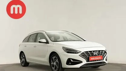 Branco Usado 2024 Hyundai i30 Carrinha | € 22.699 (Preço justo)