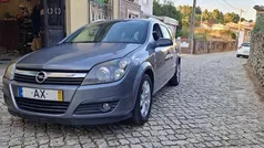 Cinzento Usado 2005 Opel Astra Carrinha | € 1.200
