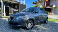 Cinza Usado 2012 Lancia Ypsilon S Citadino | € 6.900 (Preço justo)