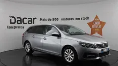 Cinza Usado 2020 Peugeot 308 Style Carrinha | € 13.399 (Preço justo)