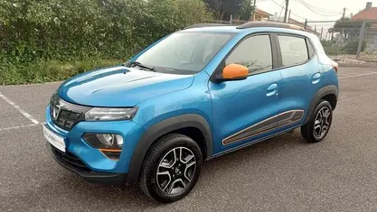 Usado Dacia Spring Comfort Plus 33 kW (45 HP) 2022 Azul Citadino