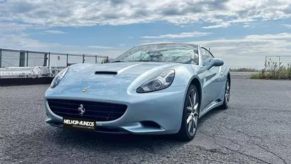 Cinza Usado 2013 Ferrari California Cabrios | € 119.750