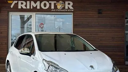 Branco Usado 2019 Peugeot 208 Citadino | € 11.990 (Preço justo)