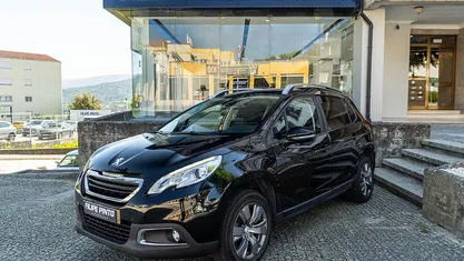 Preto Usado 2014 Peugeot 2008 Style SUV | € 9.990 (Preço justo)