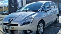 Cinza Usado 2010 Peugeot 5008 Access Monovolume | € 11.300 (Caro)