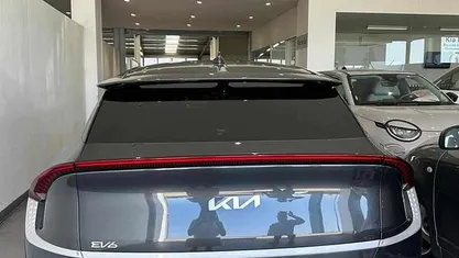 Usado Kia EV6 125 kW (170 HP) 2022 Cinzento SUV