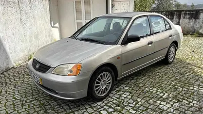Cinzento Usado 2000 Honda Civic Citadino | € 3.050 (Preço justo)
