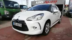 Branco (metalizado) Usado 2014 Citroën DS3 So Chic Citadino | € 10.850 (Preço justo)