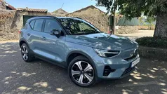 Cinza Usado 2022 Volvo XC40 Plus SUV | € 29.990 (Preço justo)
