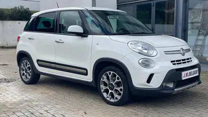 Usado Fiat 500L Trekking 85 HP (62 kW) 2014 Branco Monovolume