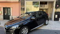 Preto Usado 2017 Volvo V40 CC Carrinha | € 14.900 (Preço justo)