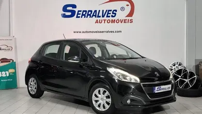 Usado 2018 Peugeot 208 Citadino | € 8.900 (Bom preço)