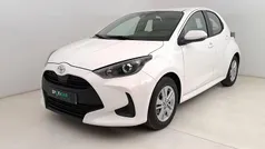 Branco Usado 2023 Toyota Yaris | € 18.750 (Preço justo)