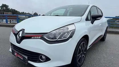 Branco Usado 2013 Renault Clio IV | € 7.250 (Bom preço)