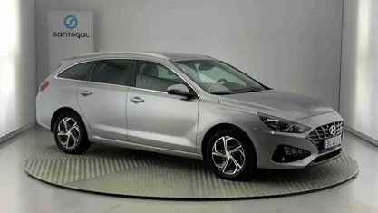 Outra Usado 2023 Hyundai i30 Style Carrinha | € 21.990 (Preço justo)