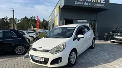 Branco Usado 2014 Kia Rio | € 8.990 (Bom preço)