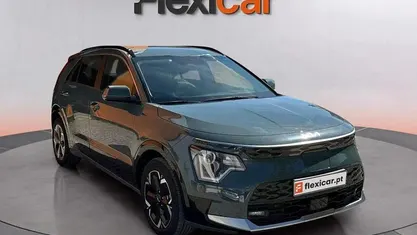 Usado Kia e-Niro 150 kW (204 HP) 2023 SUV