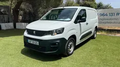 Branco Usado 2021 Peugeot Partner Monovolume | € 16.490 (Preço justo)