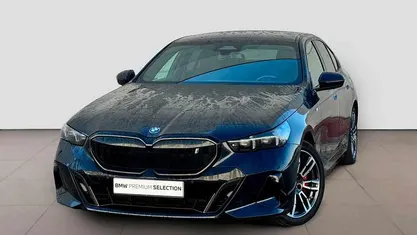 Usado BMW i5 250 kW (340 HP) 2024 Preto Sedan