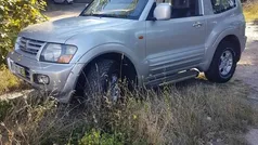 Cinzento Usado 2000 Mitsubishi Pajero SUV | € 13.000 (Super Preço)