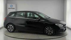 Preto Usado 2023 Mercedes 180 Sedan | € 38.490 (Bom preço)