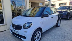 Branco Usado 2017 Smart ForFour Electric Drive Passion | € 10.980 (Preço justo)