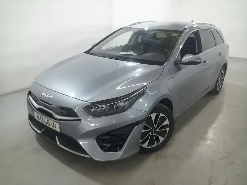 Cinza Usado 2022 Kia Ceed Sportswagon Carrinha | € 18.990 (Super Preço) - Imagem 1/4