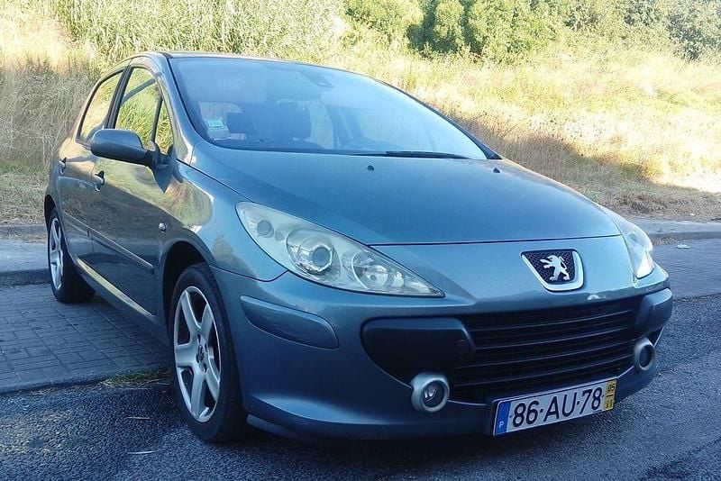 Usado 2005 Peugeot 307 Sedan | € 2.350 (Bom preço) - Imagem 1/4