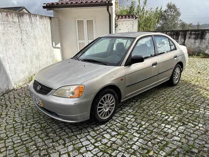 Cinzento Usado 2000 Honda Civic Citadino | € 3.500 - Imagem 1/4
