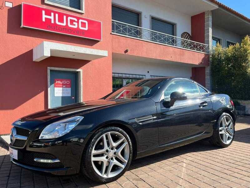 Preto Usado 2011 Mercedes SLK200 Cabrios | € 23.999 - Imagem 1/4
