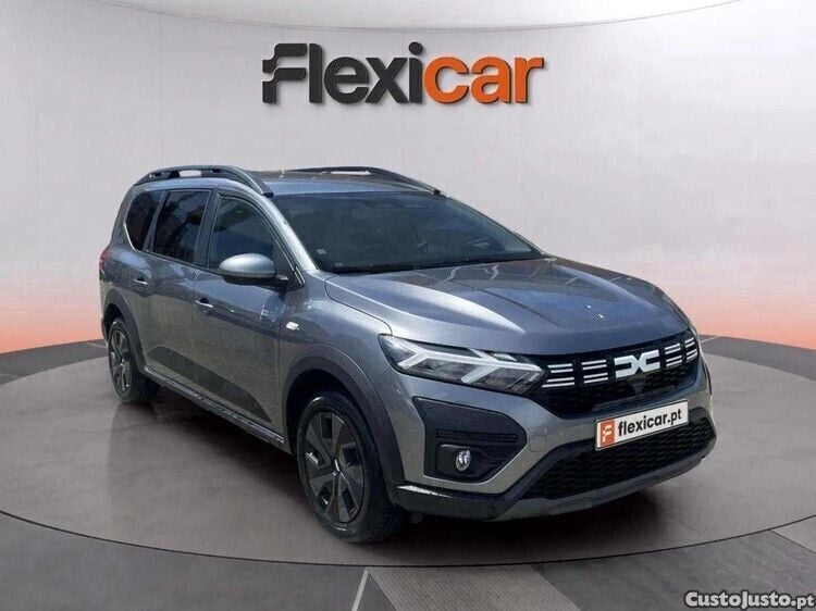 Cinza Usado 2024 Dacia Jogger Expression Monovolume | € 18.890 (Super Preço) - Imagem 1/1