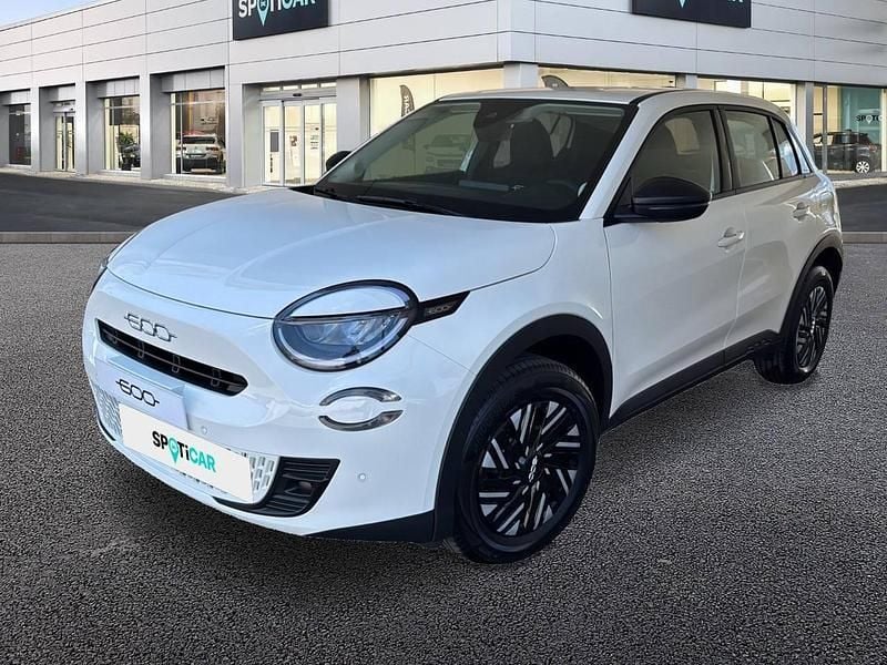 Branco Novo 2025 Fiat 600 SUV | € 23.750 (Preço justo) - Imagem 1/4