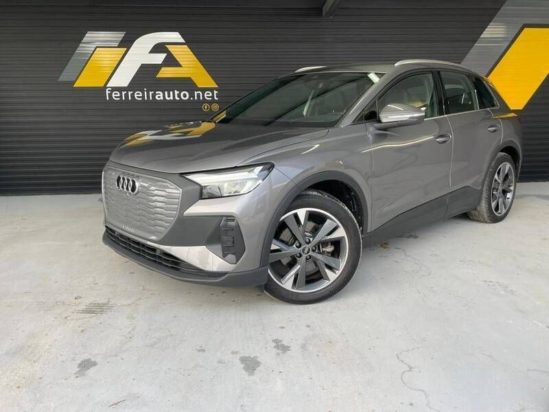 Cinza Usado 2022 Audi Q4 e-tron Performance SUV | € 28.500 (Preço justo) - Imagem 1/4