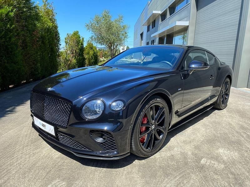 Preto Usado 2020 Bentley Continental GT Coupé | € 209.999 - Imagem 1/4