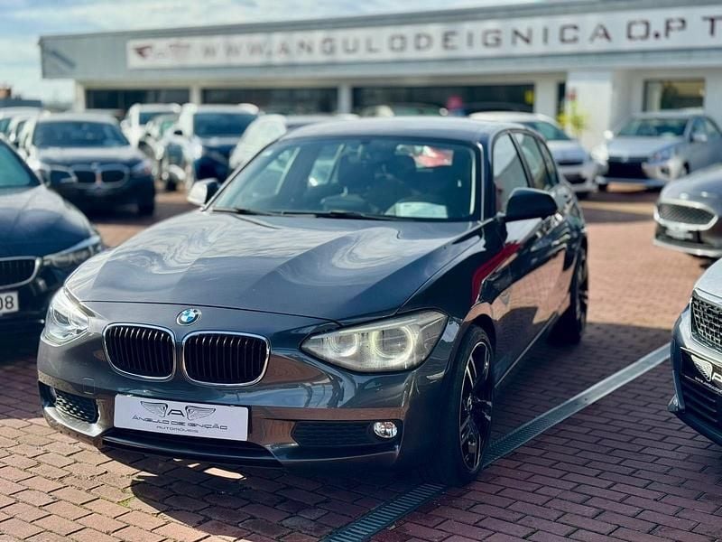 Cinza Usado 2012 BMW 118 Performance Citadino | € 11.500 (Preço justo) - Imagem 1/4