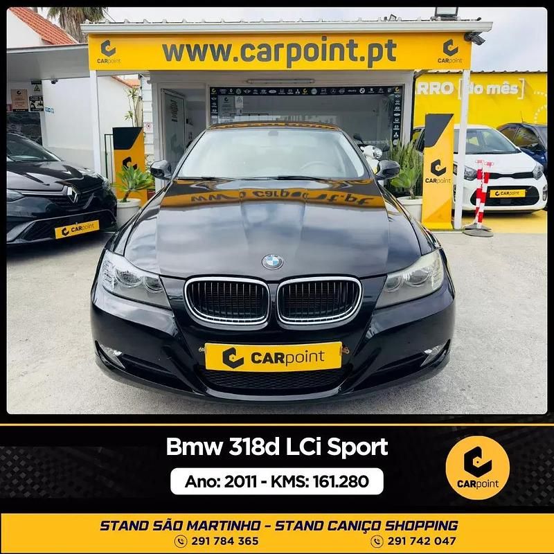 Preto Usado 2011 BMW 318 Sport Line Citadino | € 15.900 - Imagem 1/4