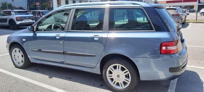 Usado Fiat Stilo 2004 Sedan