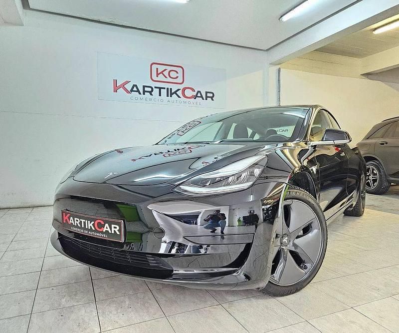 Usado Tesla Model 3 211 kW (287 HP) 2020 Preto Sedan