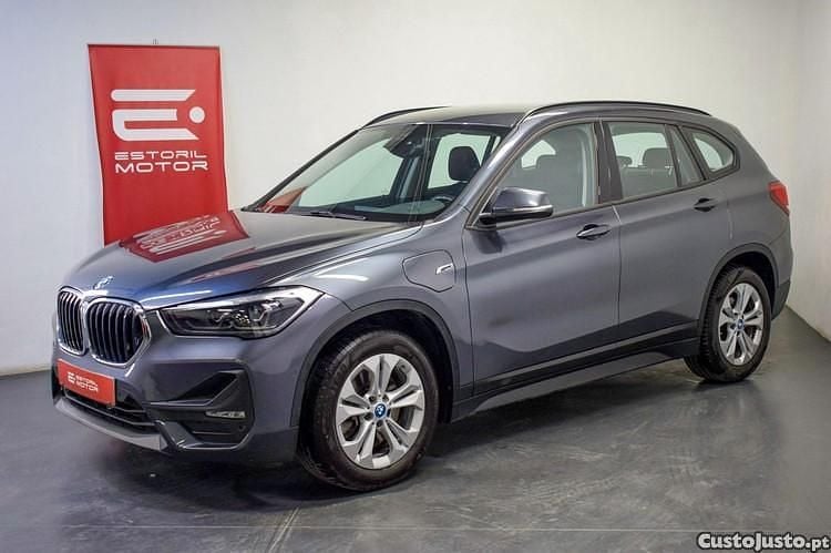 Cinza Usado 2022 BMW X1 SUV | € 26.950 (Preço justo) - Imagem 1/1