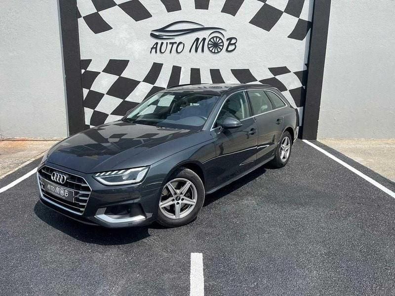 Cinzento Usado 2021 Audi A4 Advanced Carrinha | € 23.889 (Preço justo) - Imagem 1/4