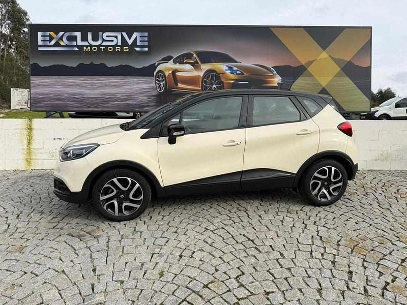 Bege Usado 2013 Renault Captur SUV | € 12.490 (Preço justo) - Imagem 1/4
