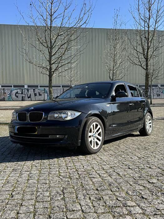 Usado BMW 118 143 HP (105 kW) 2008 Preto Citadino