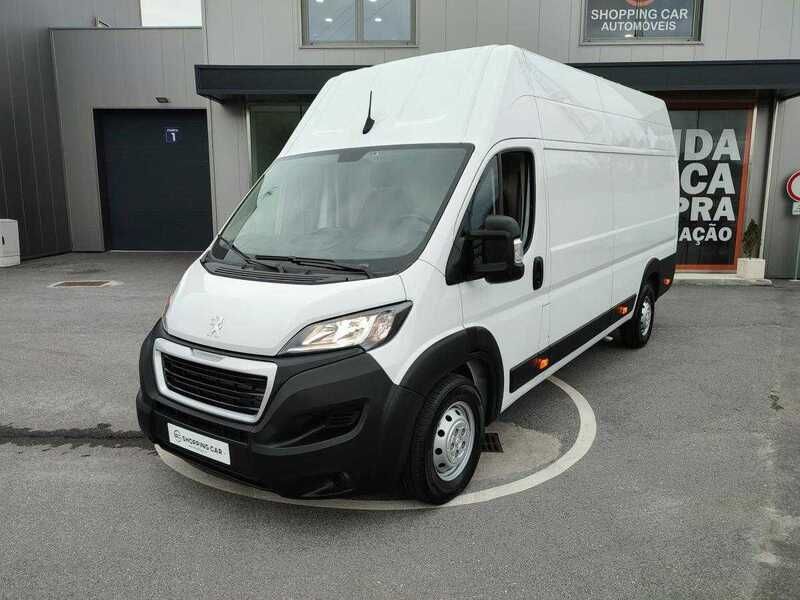Branco Usado 2024 Peugeot Boxer Van | € 29.900 (Caro) - Imagem 1/4