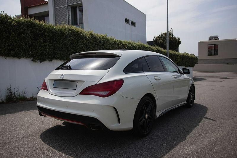 Usado 2016 Mercedes CLA200 AMG Sedan | € 20.900 - Imagem 1/4