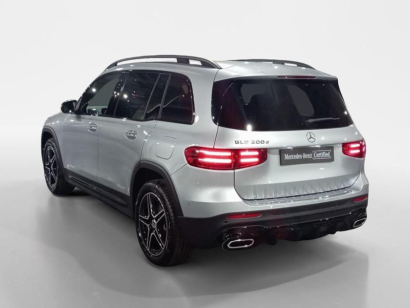 Usado Mercedes GLB200 150 HP (110 kW) 2025 Cinza SUV