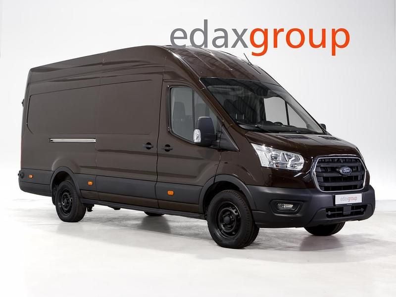 Castanho Usado 2021 Ford Transit | € 18.490 - Imagem 1/4